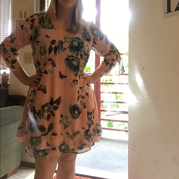 Junarose Dresses & Skirts - Junarose Flower Dress